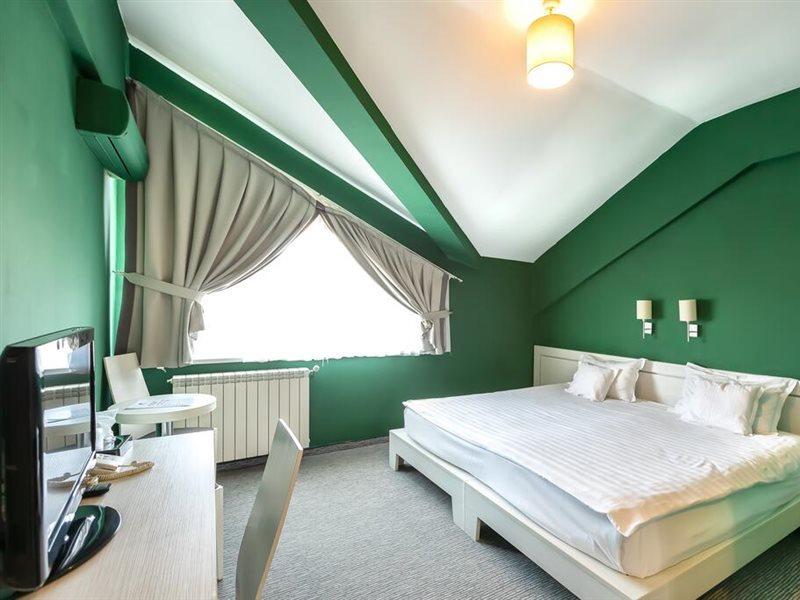 Alex&George Boutique Hotel Kluż-Napoka Zewnętrze zdjęcie