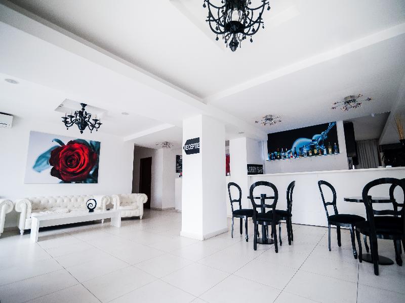 Alex&George Boutique Hotel Kluż-Napoka Zewnętrze zdjęcie