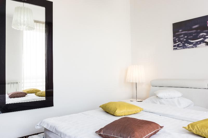 Alex&George Boutique Hotel Kluż-Napoka Zewnętrze zdjęcie